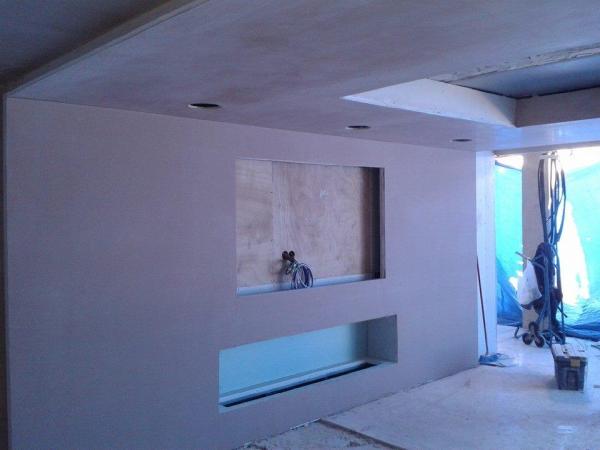 Valiplastering & Decorating Limited