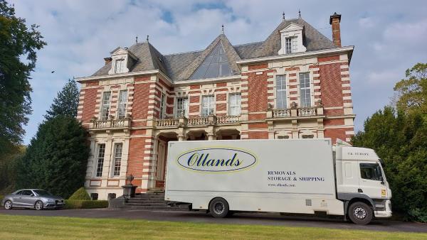 Ollands Removals and Storage