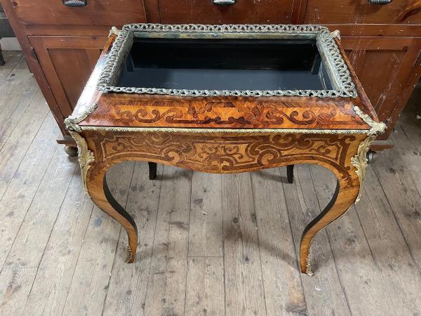 Andrew Raphael Antique Furniture Restoration