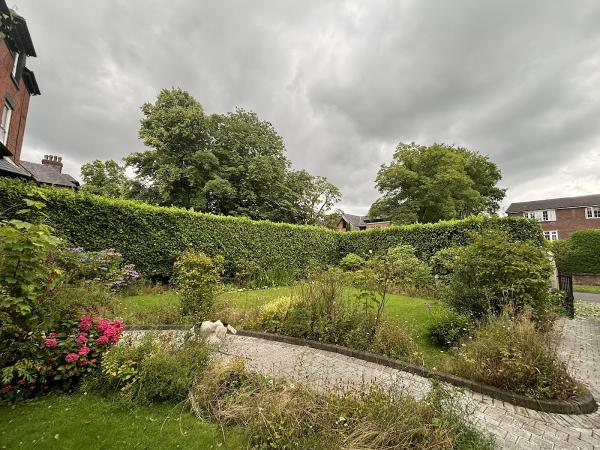 Salford Gardening