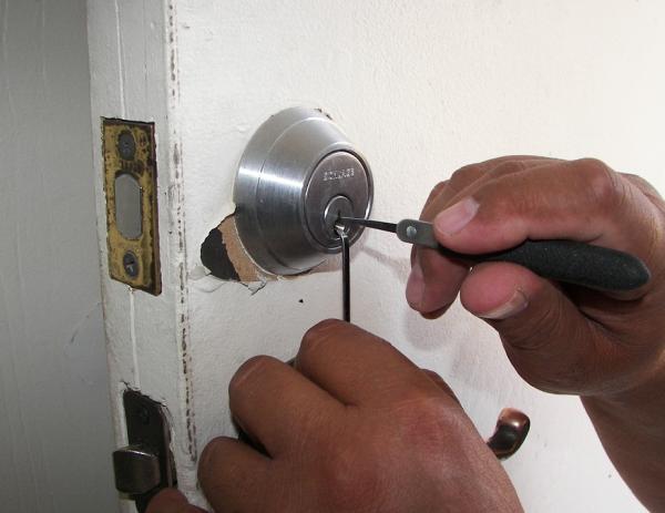 Able 2 Access Locksmiths & Multipoint Lock Store Leicester