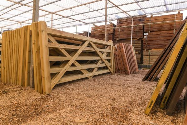 Golden Larch Fencing Supplies