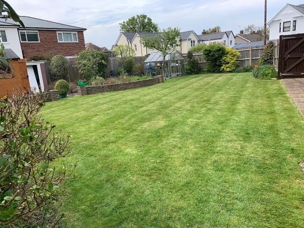 Brooks Gardening Ltd