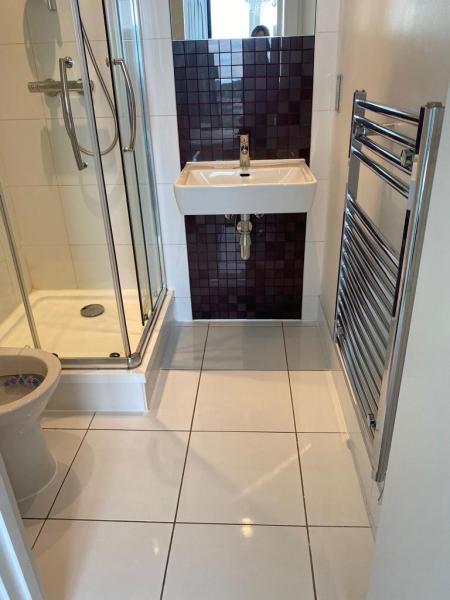 Valdi Cleaning Services Ltd