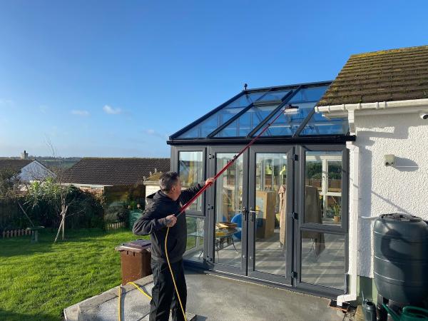 D&C Window Cleaning