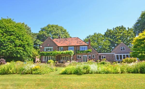 GL & Co Estate Agents