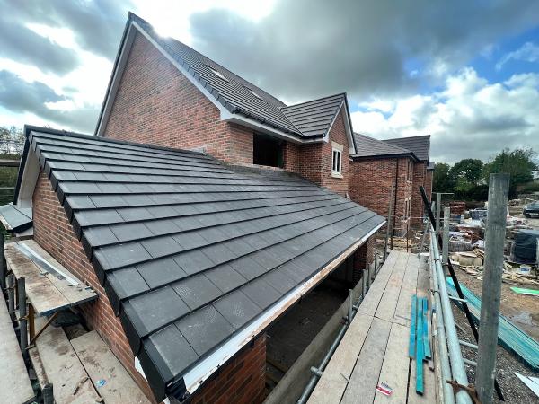 DL Roofing