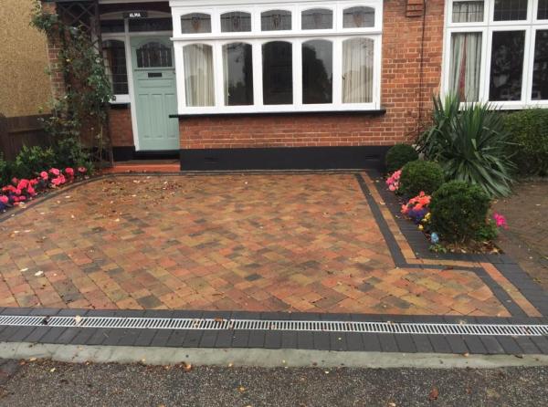 Crown Paving