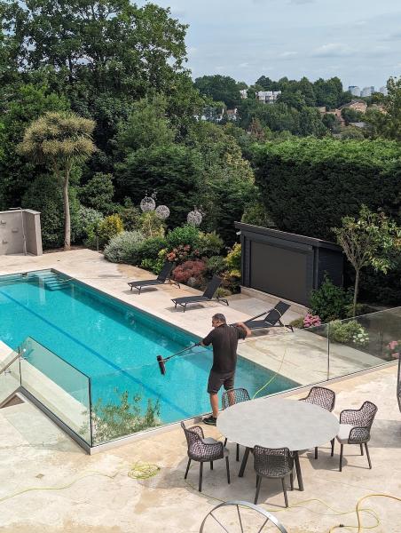 Know More Cleaning Windows