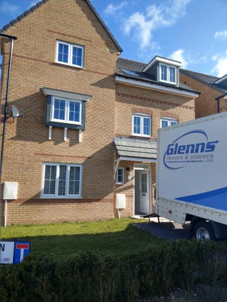 Glenns Movers & Storers
