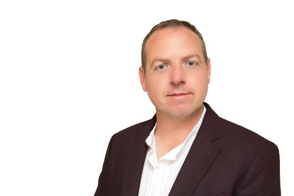 Edward Billington Local Estate Agent Exp