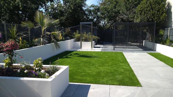 Diamond Pave & Landscaping Ltd