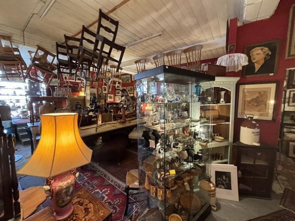 Treasures Antiques