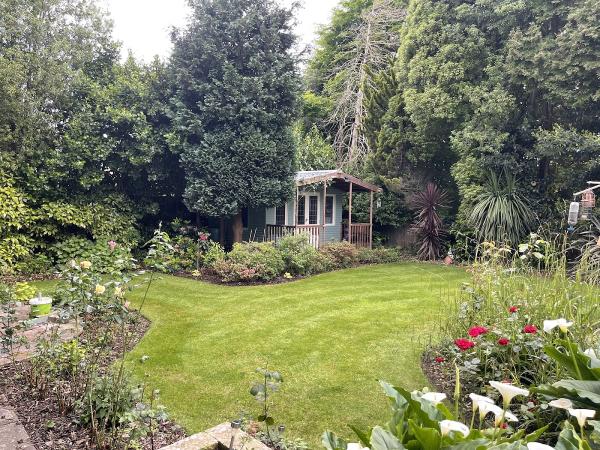 Green Air Gardening Services Bournemouth & Southbourne