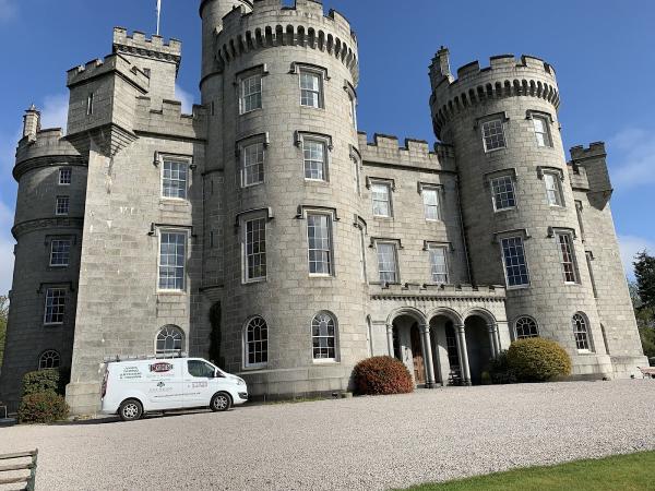 T Mone Painters & Decorators Ltd