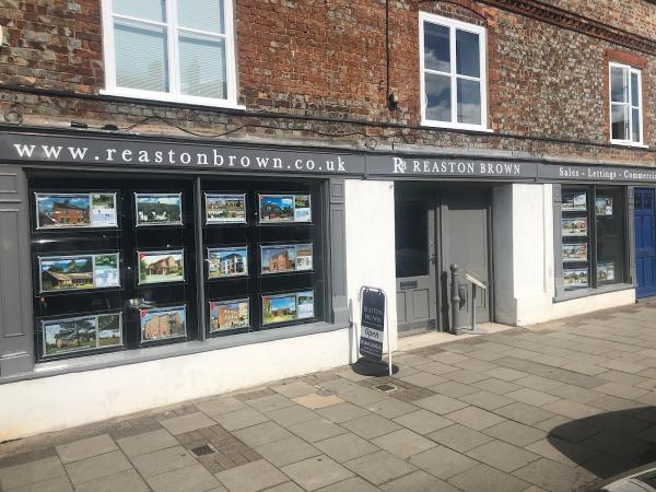 Reaston Brown Estate Agent Thame