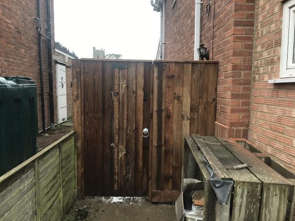 Elliotts Tree & Garden Services