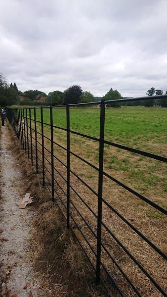 Traditional Estate Fencing