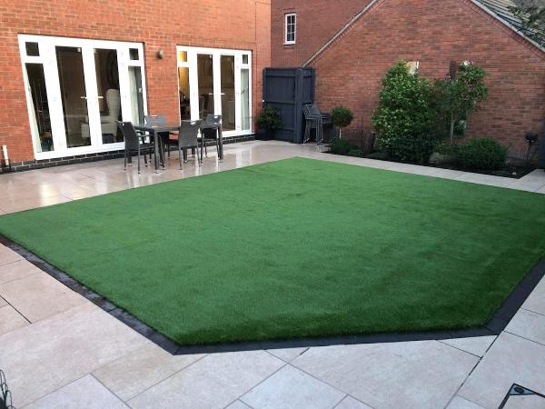 English Landscapes and Paving Service