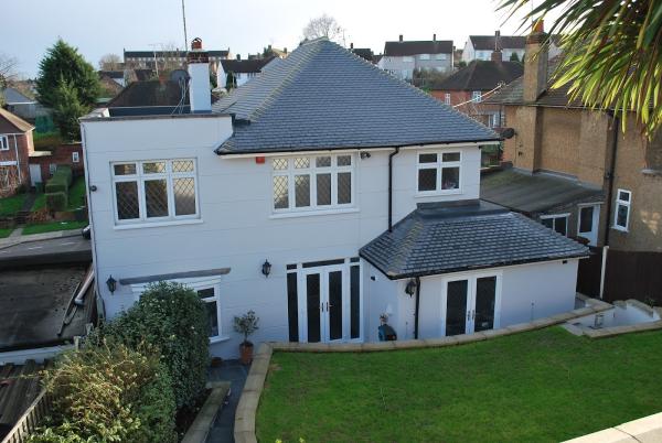 The Barnet Roofer