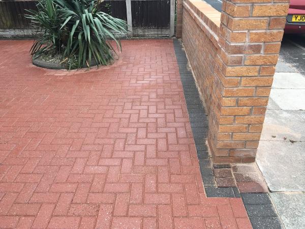 Commercial Contract Pressure Washing