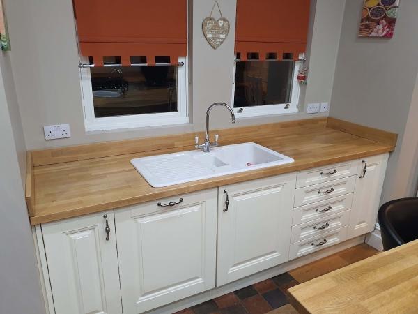 Adam Featherstone Decorating Services