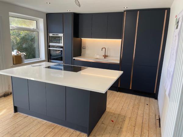 D G Joinery & General Building