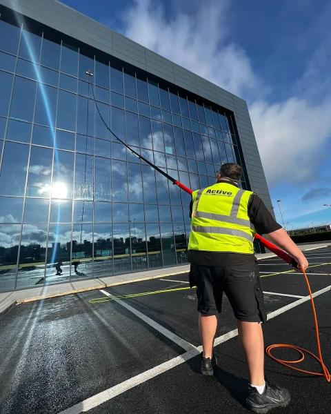 Active Window Cleaning