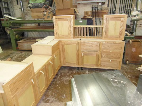 Roberts Bespoke Joinery Ltd