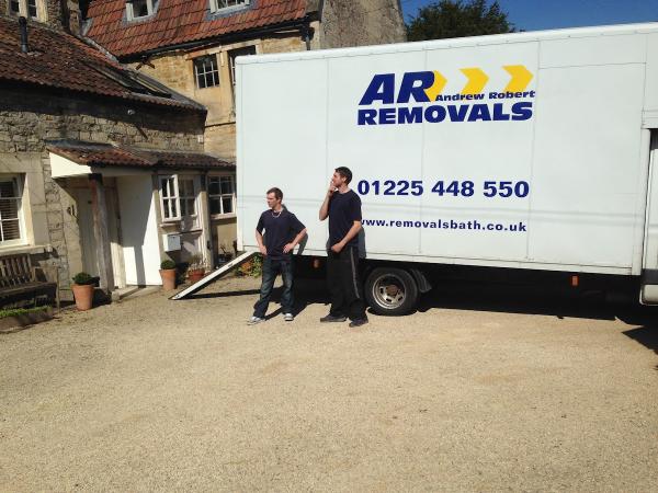 A R Removals