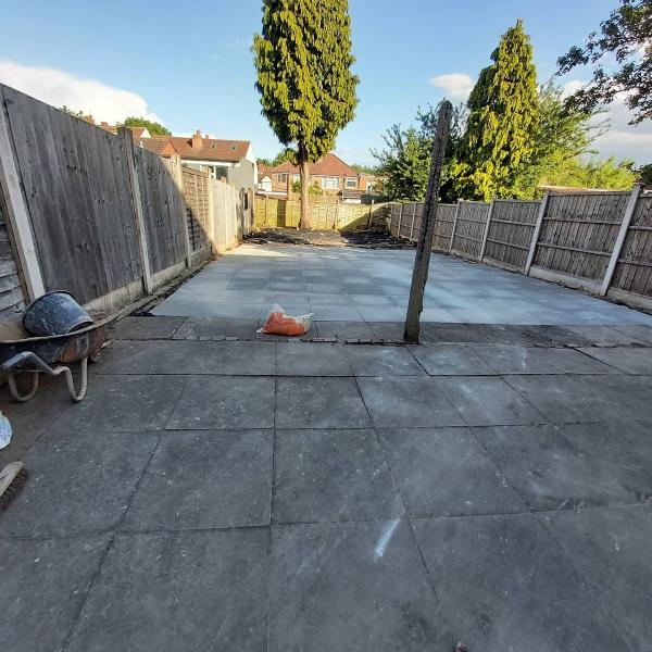 Matts Mow N Go Gardening