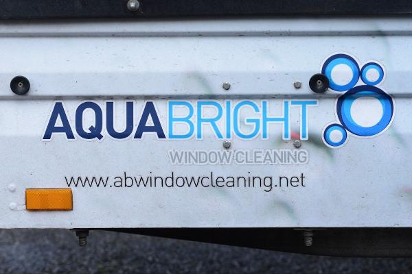 Aqua Bright Window Cleaning