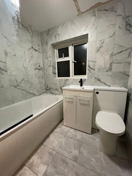 APG Bathrooms Ltd