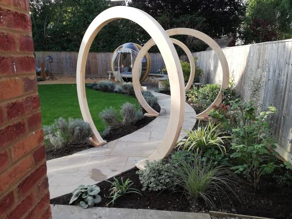 Divide and Conker Garden Design and Landscaping