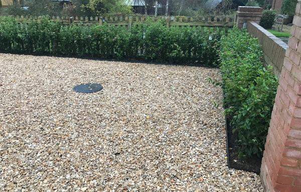 Divide and Conker Garden Design and Landscaping