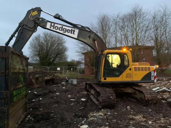 Hodgett Demolition & Transport Ltd