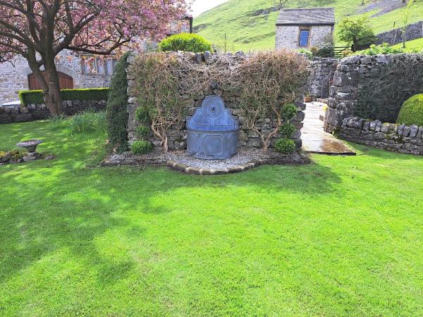 Yorkshire Dales Garden Maintenance 01756 753271