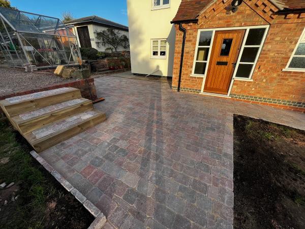 Seastone Driveways & Patios