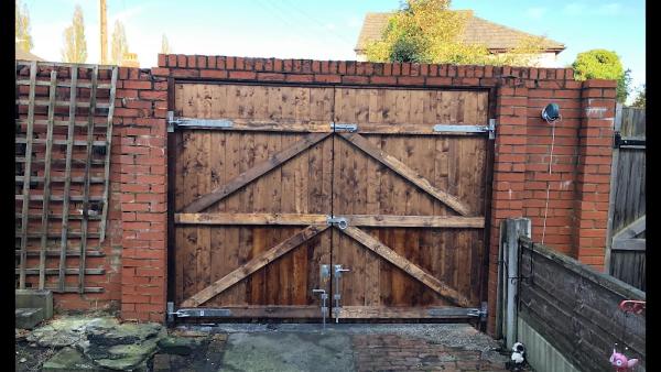 Farnworth Fencing