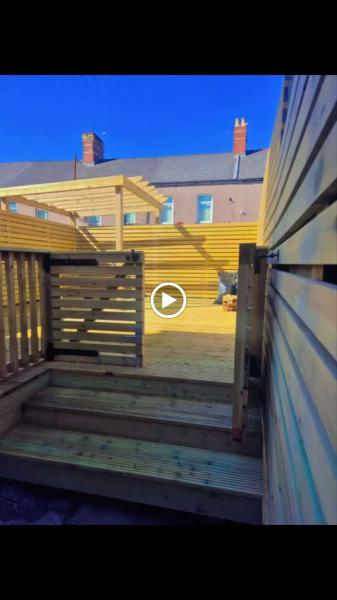 Cutting Edge Fencing and Decking