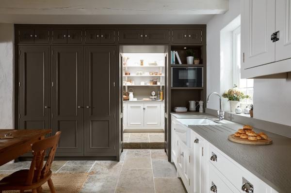 Leger Kitchens & Bathrooms