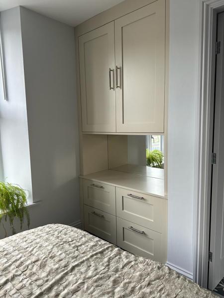 David Gill Bespoke Cabinet Maker