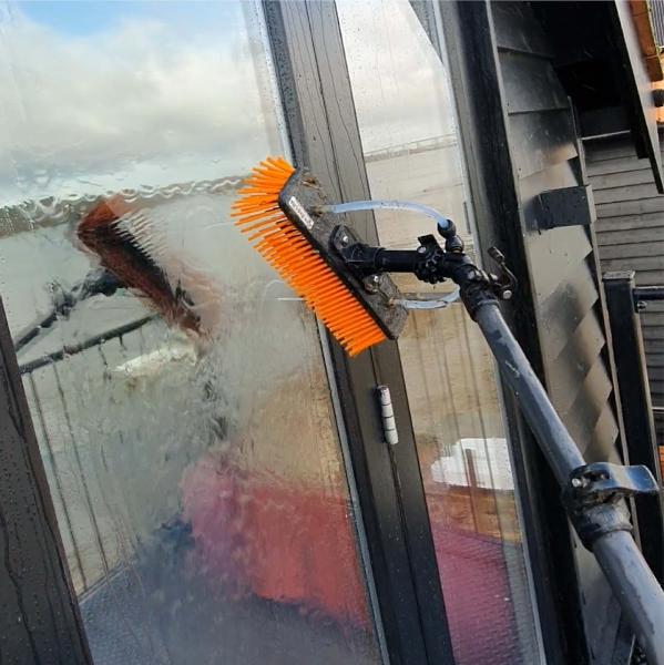 CVS Window Cleaning