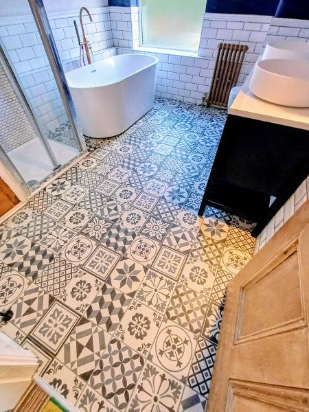 Bare Builds Bathrooms