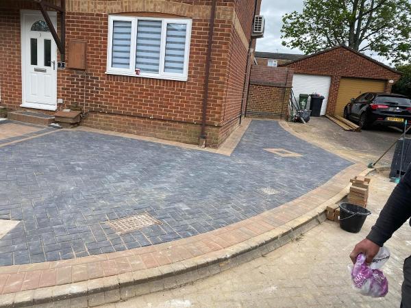 Driveway & Landscaping Specialist