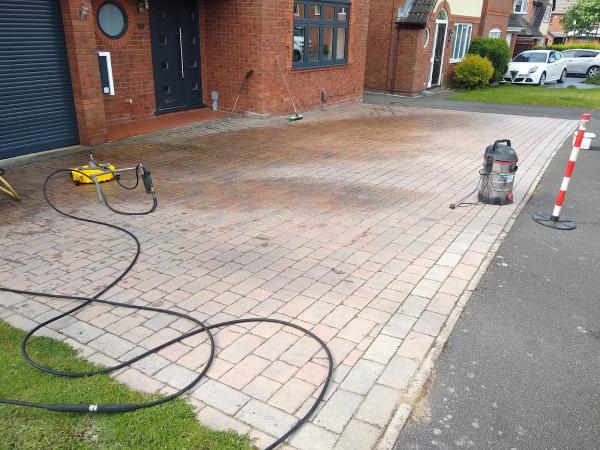 Driveway and Patio Cleaning