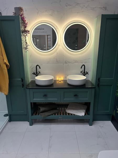 Lavish Bathrooms Ltd.