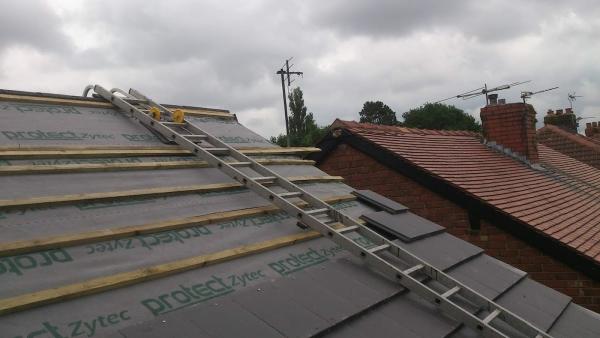 C.w.l Roofer in Preston