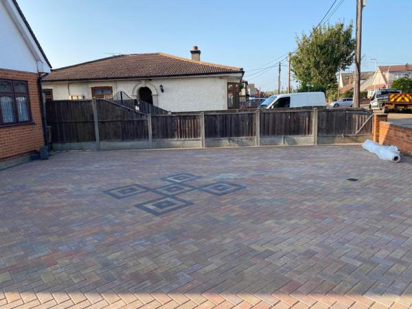 Advanced Paving Ltd