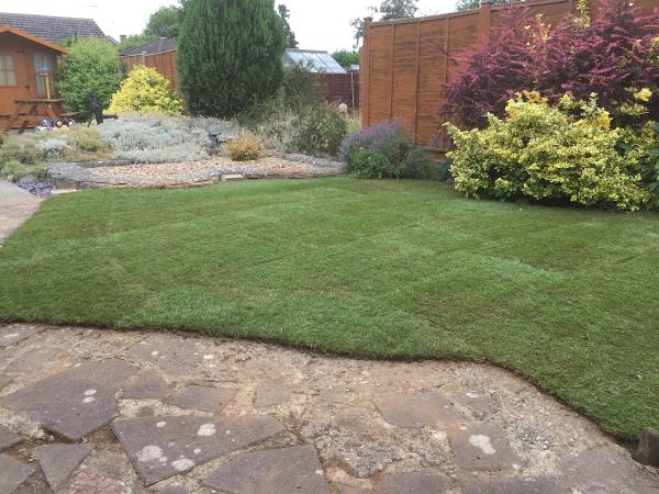EM Fencing and Garden Services